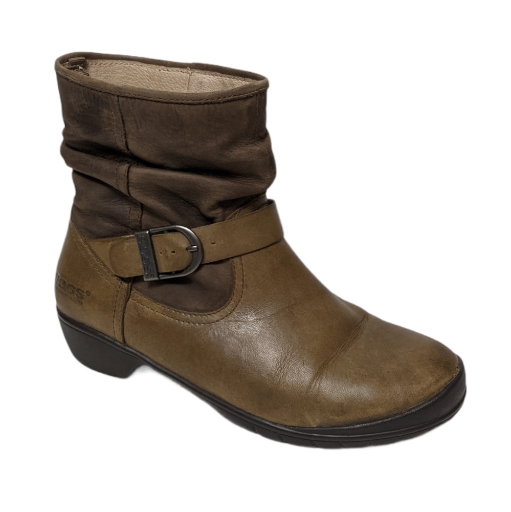 BOGS Cassie Waterproof Leather Low Rain Boots 6.5 (run small)